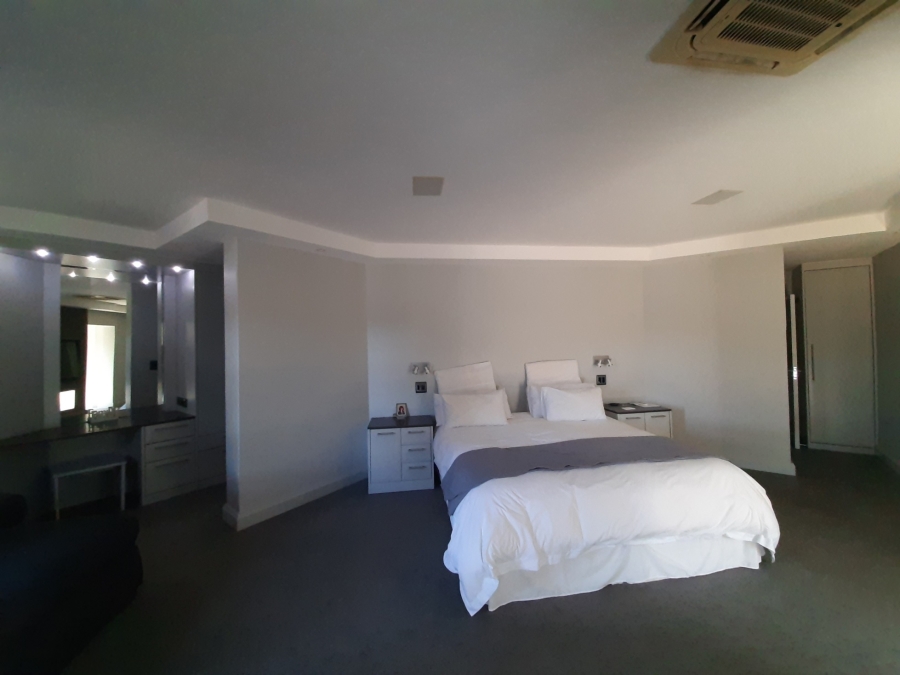 4 Bedroom Property for Sale in Nahoon Valley Park Eastern Cape